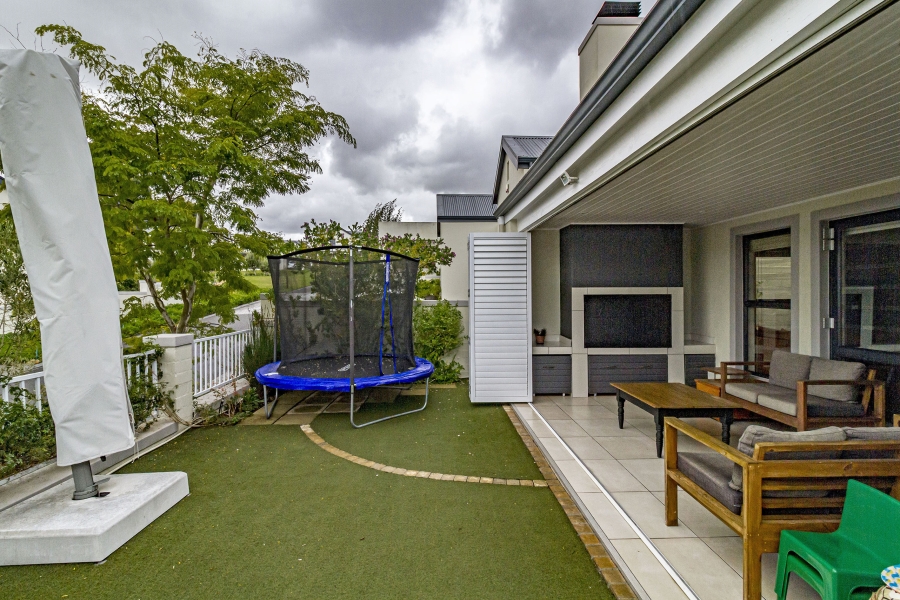 3 Bedroom Property for Sale in Heldervue Western Cape